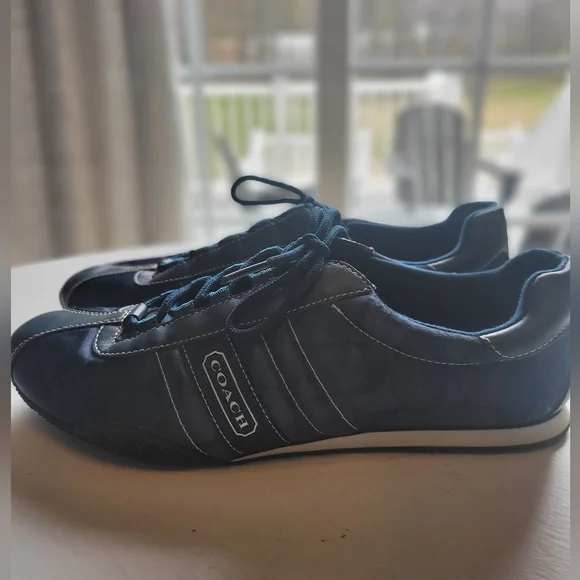 Coach Kirby Sneaker. Brand New. - Picture 2 of 5